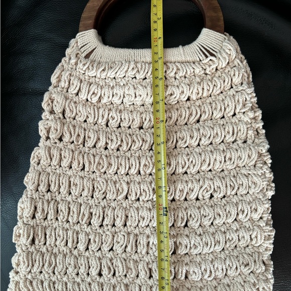 Universal Thread from Target Handbag - Picture 3 of 5